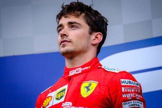 Podio: il vincitore della gara Charles Leclerc, Ferrari