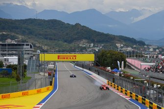 Sebastian Vettel, Ferrari SF90, blokaj yaşıyor