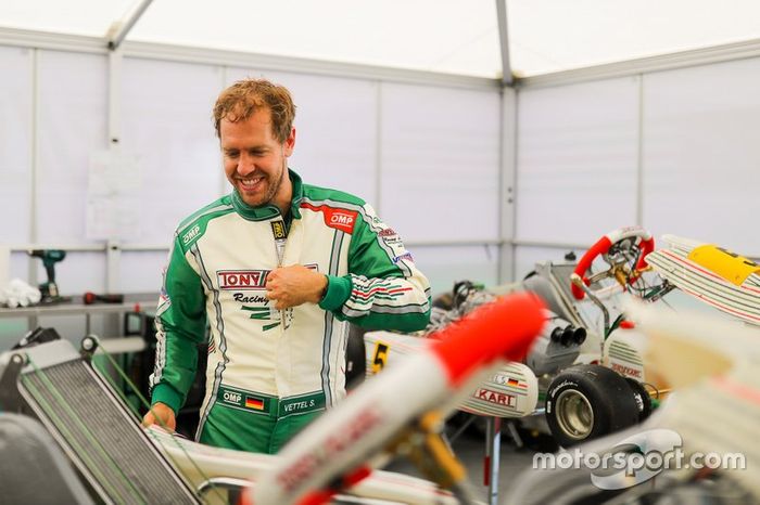 Sebastian Vettel is testing Tony kart