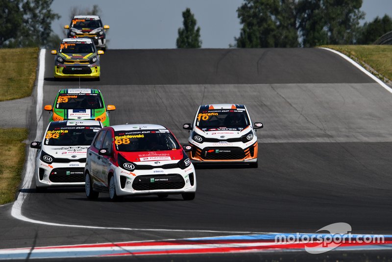 KPC, KIA PLATINUM CUP, Slovakiaring, Q1