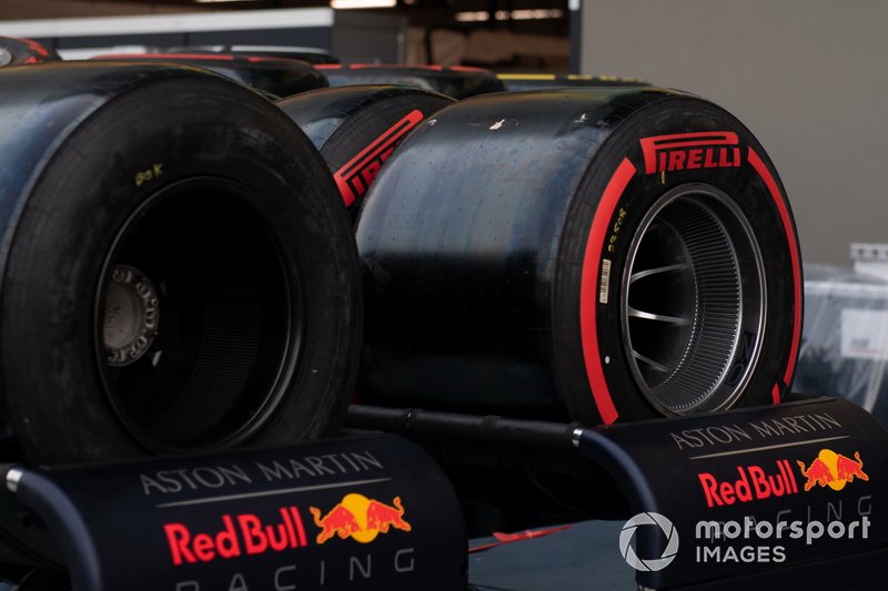 Neumáticos Pirelli
