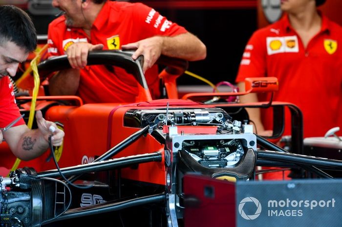 Suspensión delantera del Ferrari SF90 