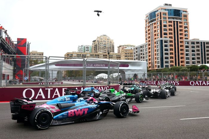 Nico Hulkenberg, Sauber, Pierre Gasly, Alpine, Franco Colapinto, Alpine