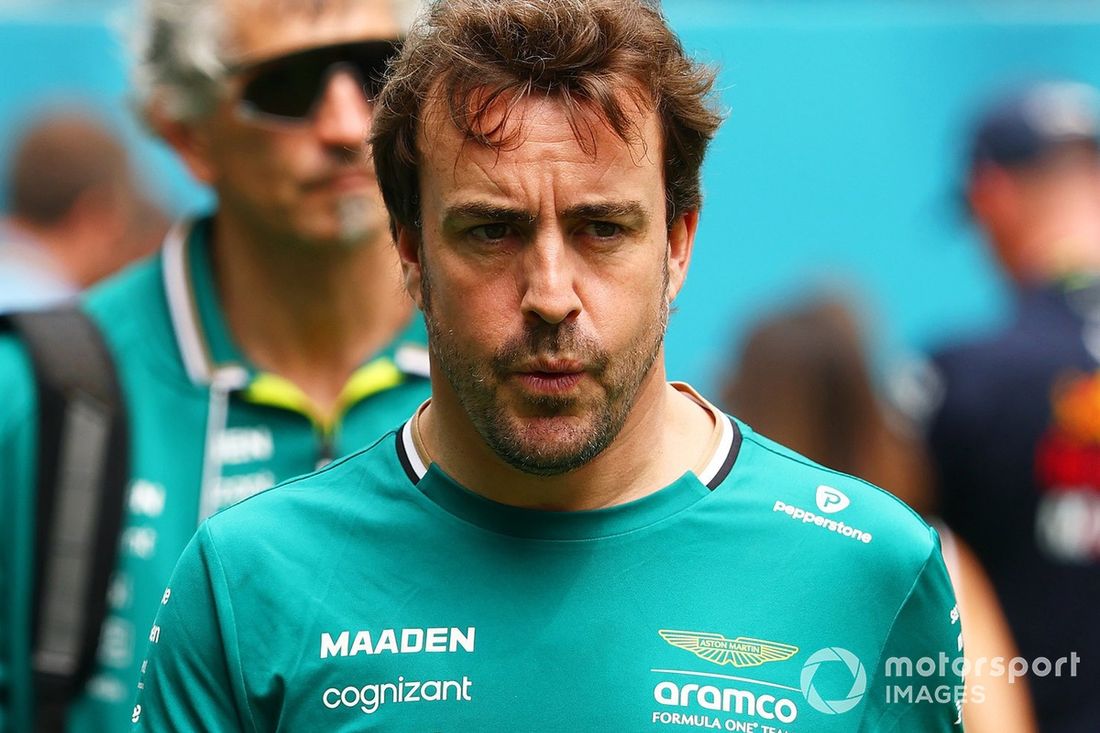 Fernando Alonso, Aston Martin Racing