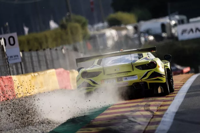 #71 Iron Lynx Ferrari 488 GT3: Davide Rigon, Daniel Serra, Antonio Fuoco