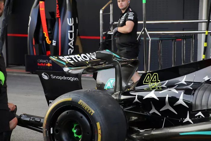 Mercedes W15 détails techniques