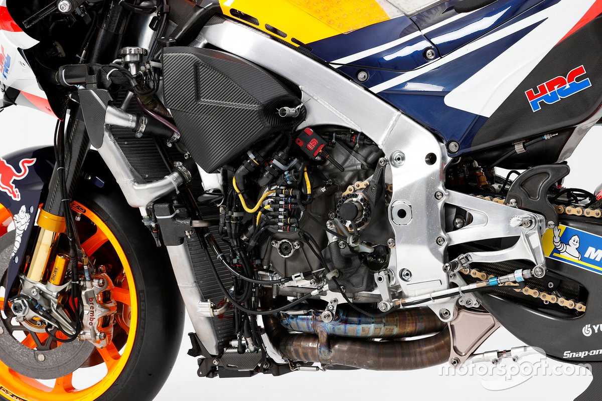 RC213V (Alex Marquez) 2020YM studio shot