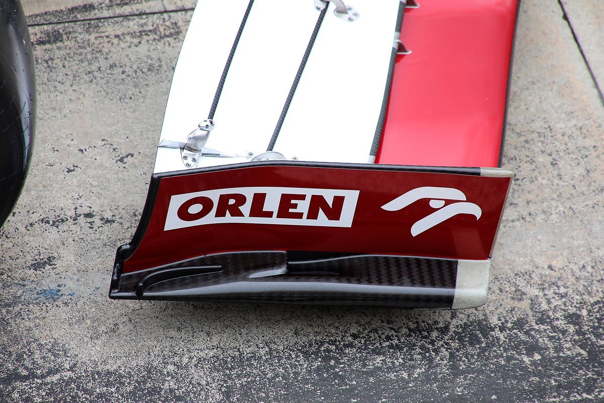 Alfa Romeo Racing C41 detail front wing