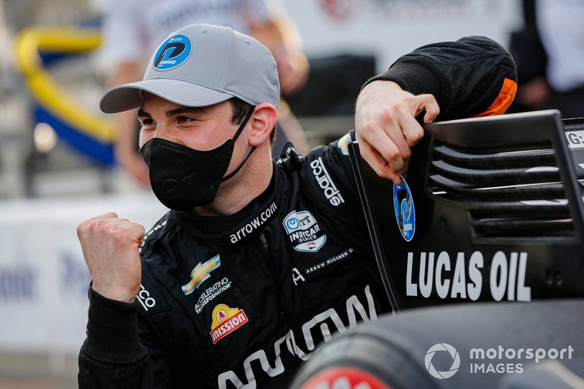 Ganador de la pole Patricio O'Ward, Arrow McLaren SP Chevrolet