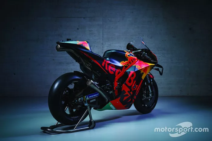 Red Bull KTM Factory Racing RC16