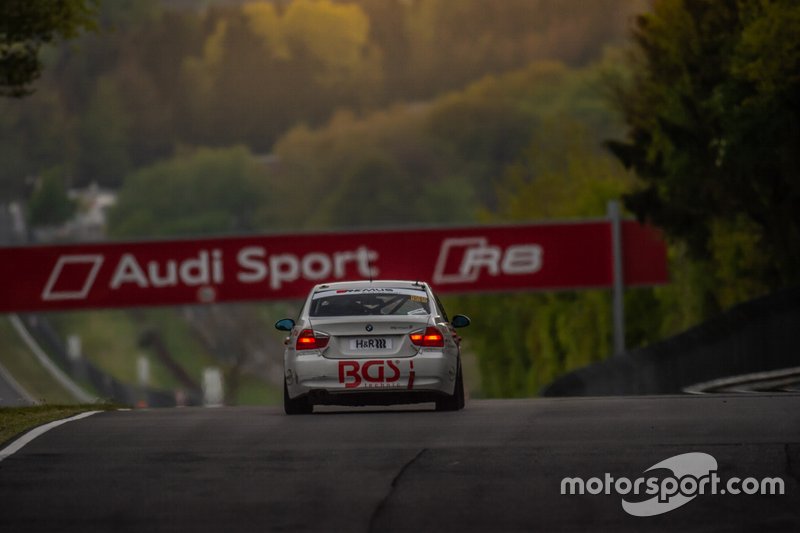 #155 Emir Aşarı, Ersin Yücesan, Torsten Kratz, BMW 325i, Sorg Rennsport