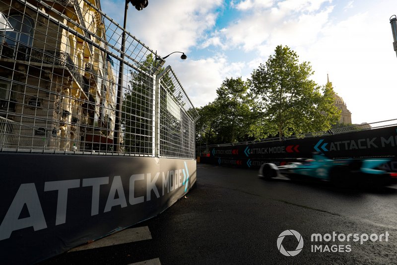 Oliver Turvey, NIO Formula E Team, NIO Sport 004