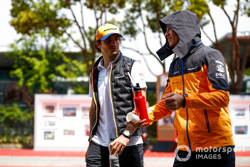 Carlos Sainz Jr., McLaren y Lando Norris, McLaren