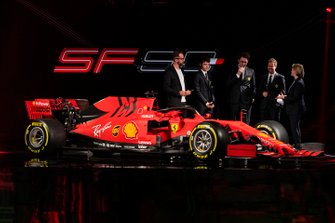 Charles Leclerc, Sebastian Vettel en Mattia Binotto, Ferrari