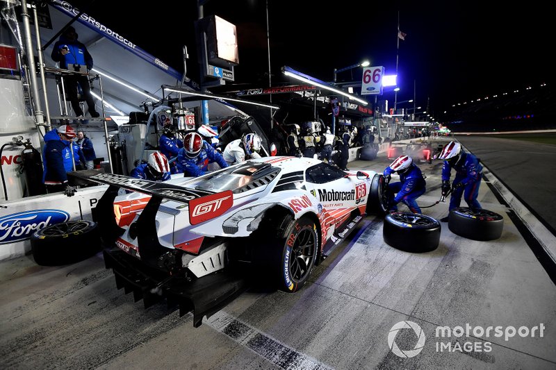 Дирк Мюллер, Джой Хенд, Себастьен Бурдэ, Chip Ganassi Racing, Ford GT (№66)