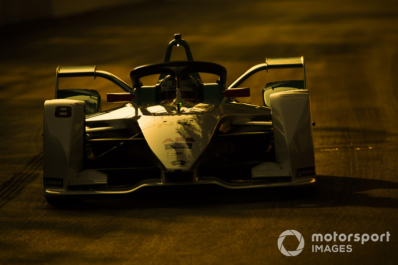 Jamie Chadwick, NIO Formula E Team, NIO Sport 004