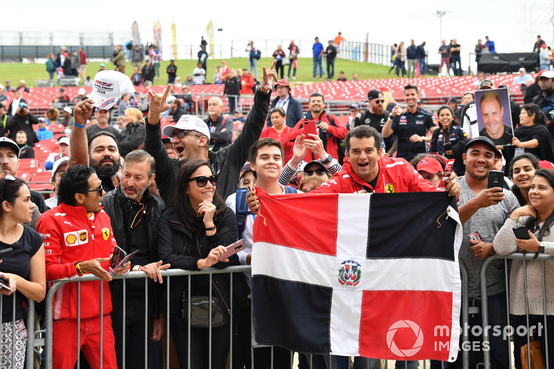 Fans