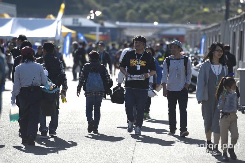 Aktivitas di paddock