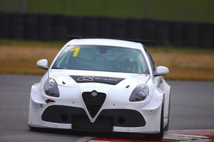 Franco Nugnes, direttore di Motorsport.com Italia, Alfa Romeo Giulietta TCR