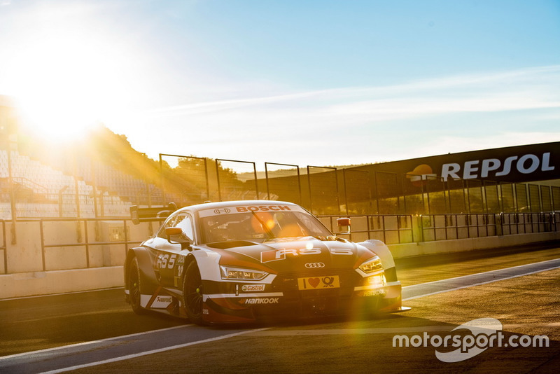 Автомобиль Audi RS5 DTM