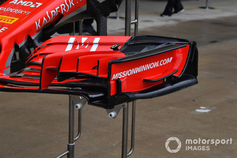 Detalle del alerón delantero del Ferrari SF71H