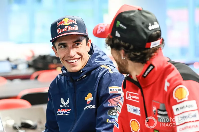 Marc Marquez, Repsol Honda Team, Enea Bastianini, Ducati Team