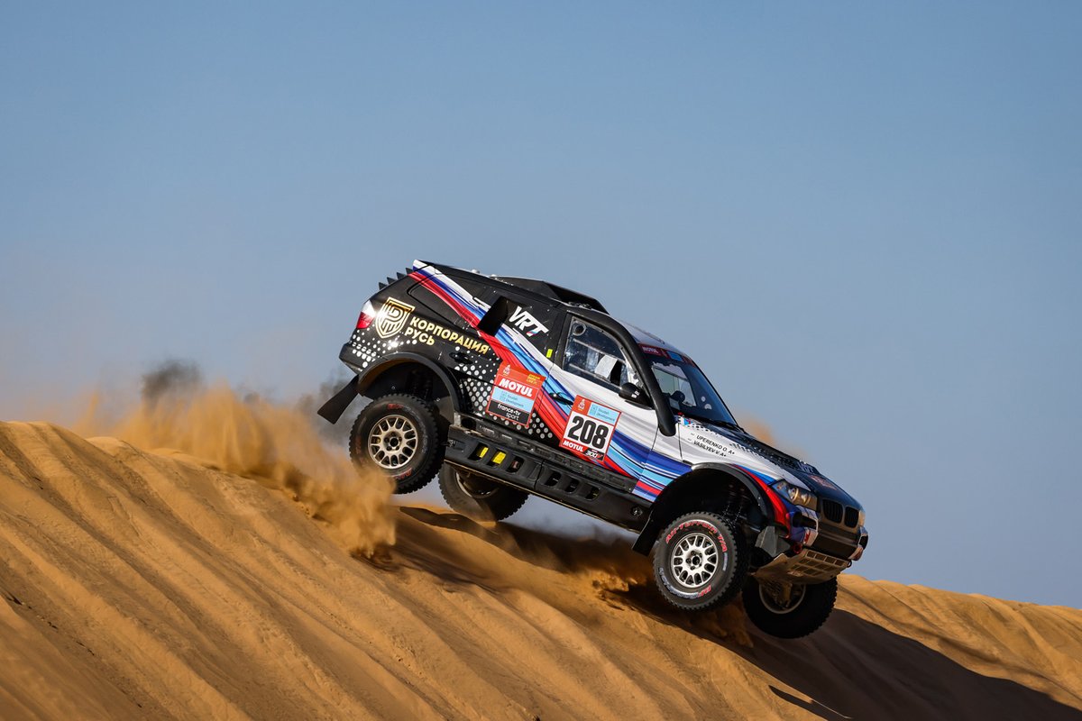 #208 VRT Team Bmw: Vladimir Vasilyev, Oleg Uperenko