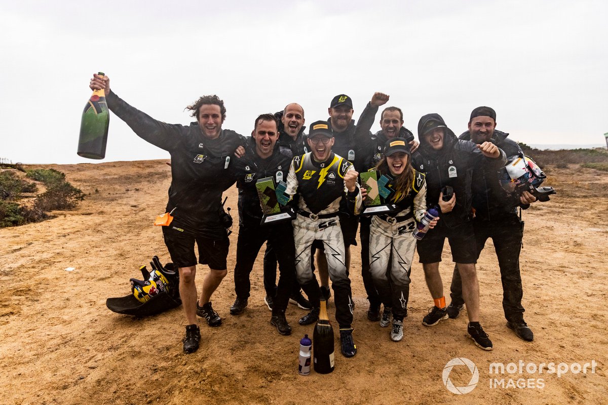 Mikaela Ahlin-Kottulinsky, Kevin Hansen, JBXE Extreme-E Team, 3ª posición,