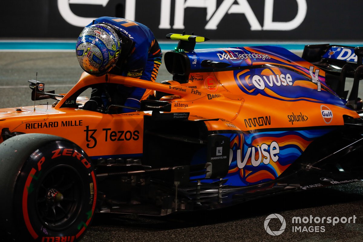 Lando Norris, McLaren, arriva sulla griglia dopo essersi assicurato il terzo posto sulla griglia