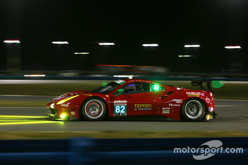 #82 Risi Competizione Ferrari 488 GT3: Ricardo Perez de Lara, Martin Fuentes, Santiago Creel, Miguel Molina