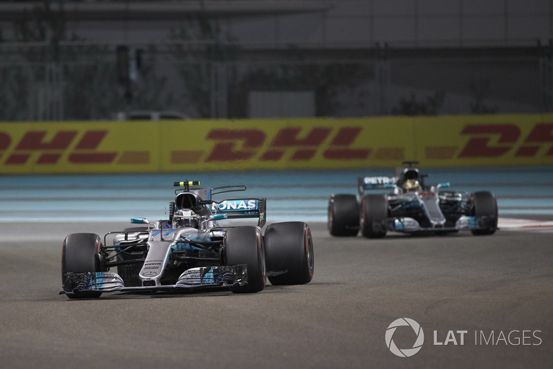 Valtteri Bottas, Mercedes AMG F1 W08, Lewis Hamilton, Mercedes AMG F1 W08