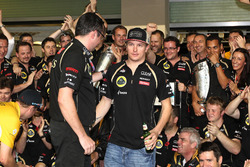 Kimi Raikkonen, Lotus F1 Team ve Eric Boullier, Lotus F1 Takım Patronu