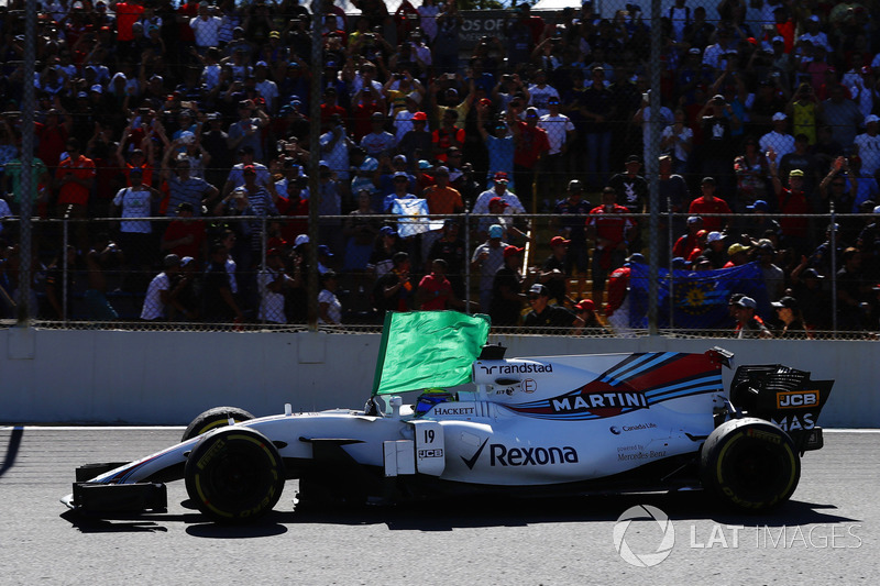 Felipe Massa, Williams FW40 con una bandera