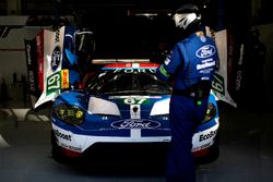 #67 Ford Chip Ganassi Team UK Ford GT: Andy Priaulx, Harry Tincknell,