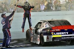 2017 champion William Byron, JR Motorsports Chevrolet