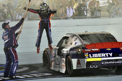 2017 champion William Byron, JR Motorsports Chevrolet