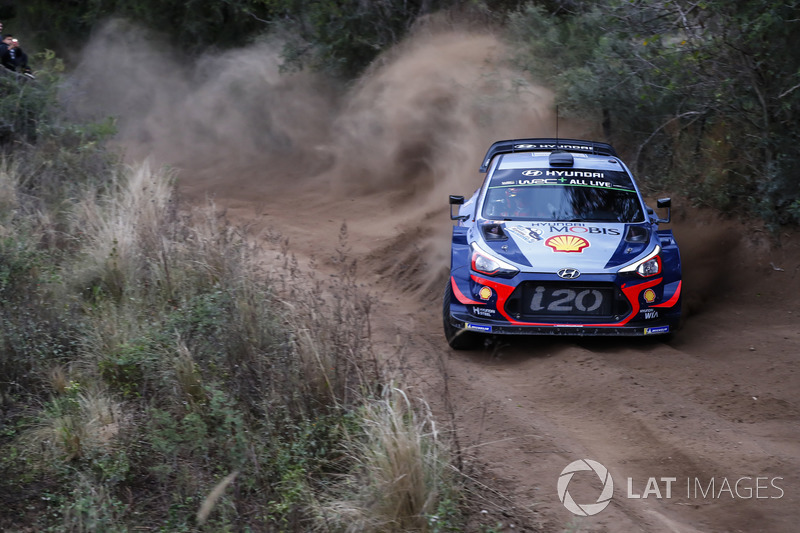 Thierry Neuville, Nicolas Gilsoul, Hyundai i20 WRC, Hyundai Motorsport