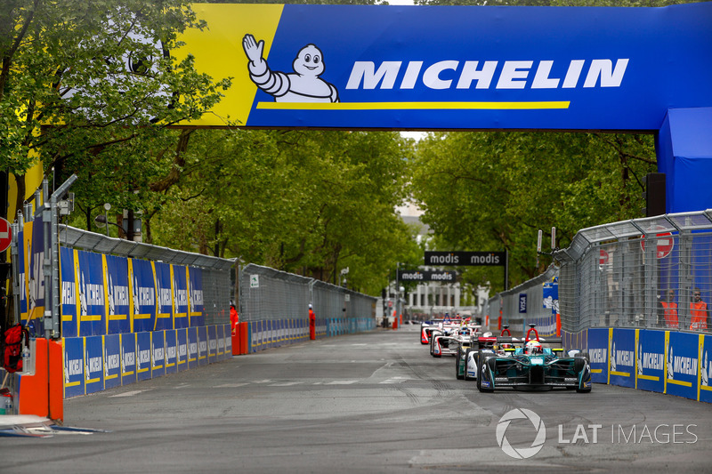 Oliver Turvey, NIO Formula E Team, Jose Maria Lopez, Dragon Racing