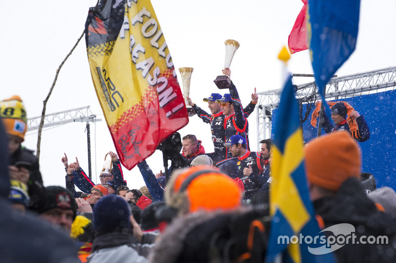 I vincitori Thierry Neuville, Nicolas Gilsoul, Hyundai i20 WRC, Hyundai Motorsport