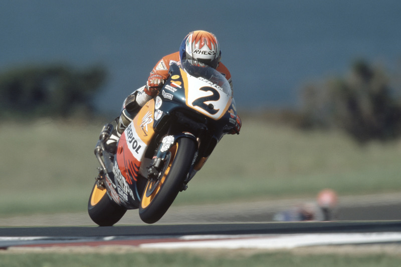 1998. Tadayuki Okada