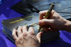 Andre Lotterer, Techeetah, firma un autografo