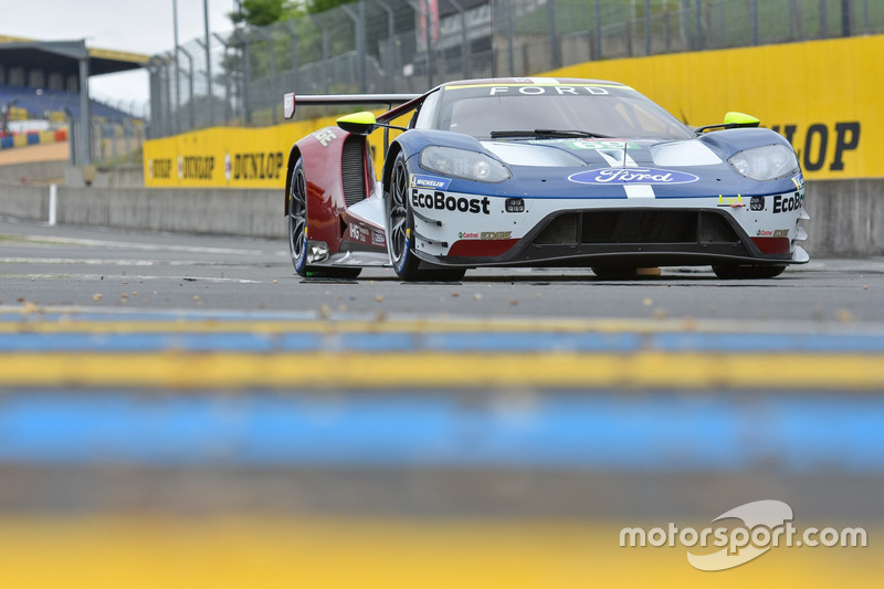 #69 Ford Chip Ganassi Racing Ford GT