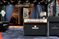 Esibizione TAG Heuer al Motor Show di Ginevra