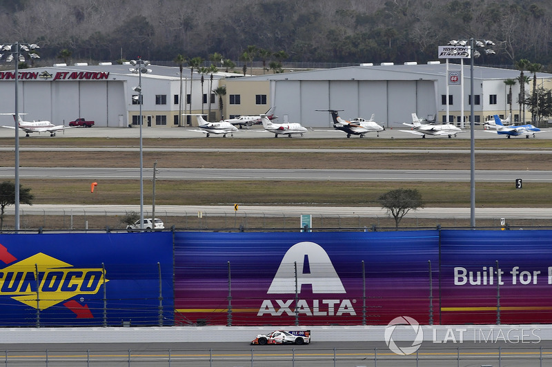 #54 CORE autosport ORECA LMP2, P: Jon Bennett, Colin Braun, Romain Dumas, Loic Duval