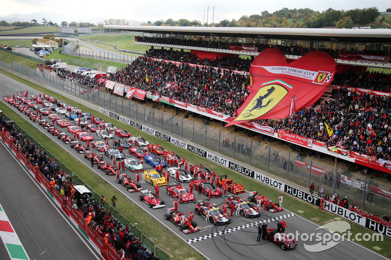 Ferrari in parata al Mugello