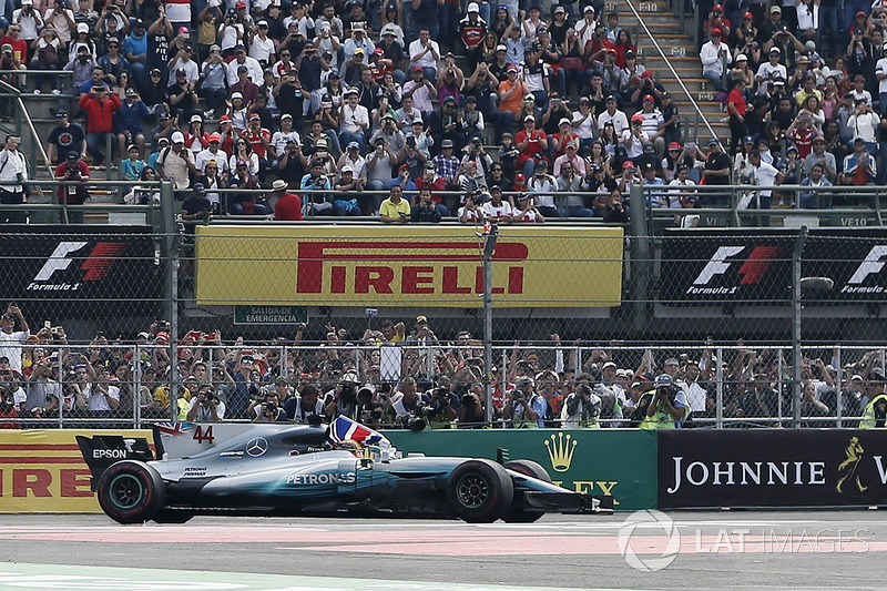 Il Campione del Mond 2017 Lewis Hamilton