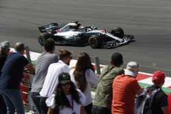 Льюис Хэмилтон, Mercedes AMG F1 W09