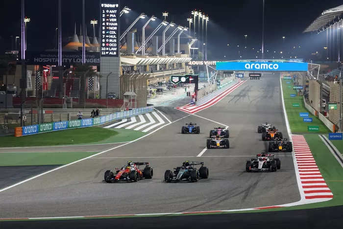 لويس هاميلتون، فيراري، أندريا كيمي أنتونيلي، مرسيدس، إستيبان أوكون، فريق هاس F1