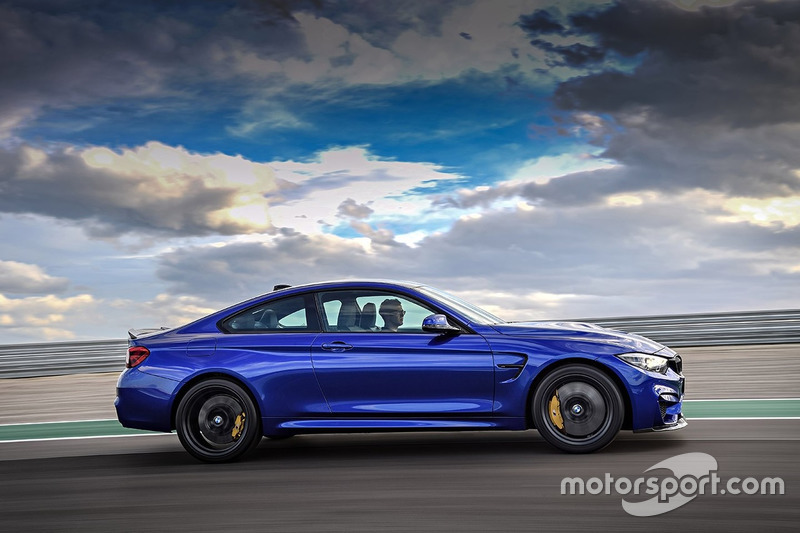 BMW M4 CS
