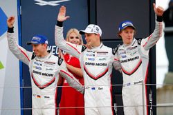 Podium : #2 Porsche Team Porsche 919 Hybrid: Timo Bernhard, Earl Bamber, Brendon Hartley